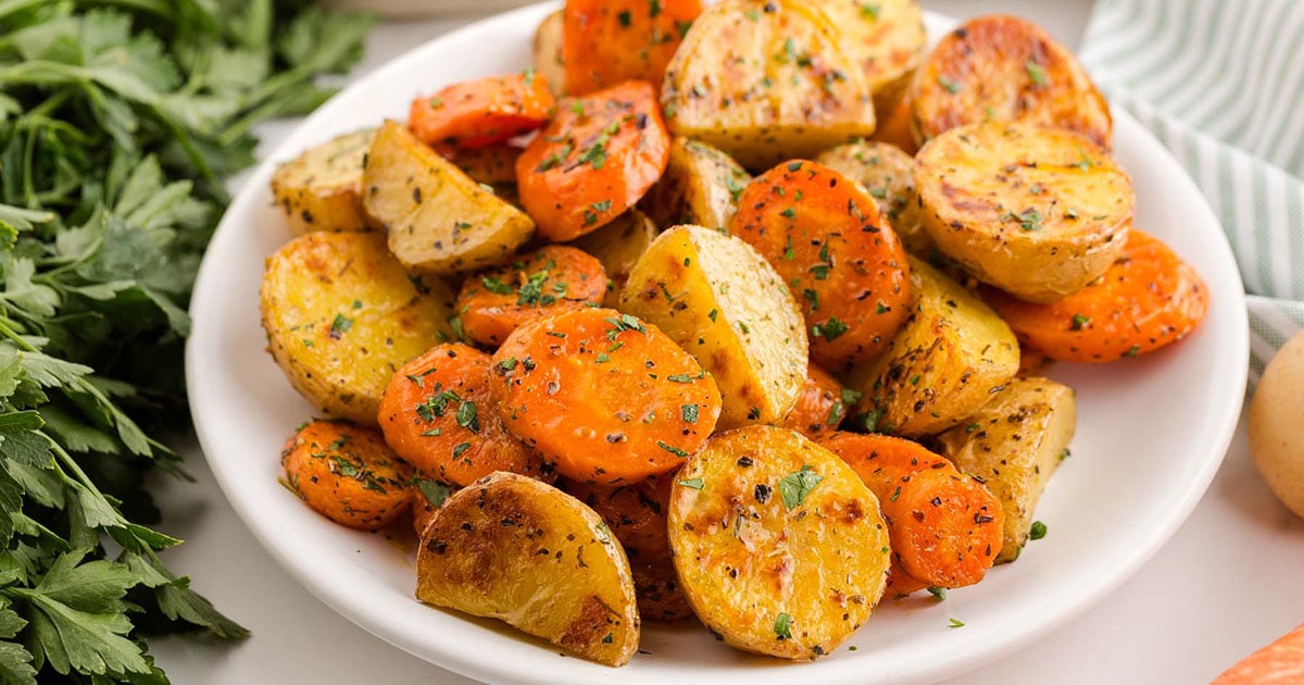 Easy Roasted Carrots and Potatoes: Your Go-To Weeknight Side